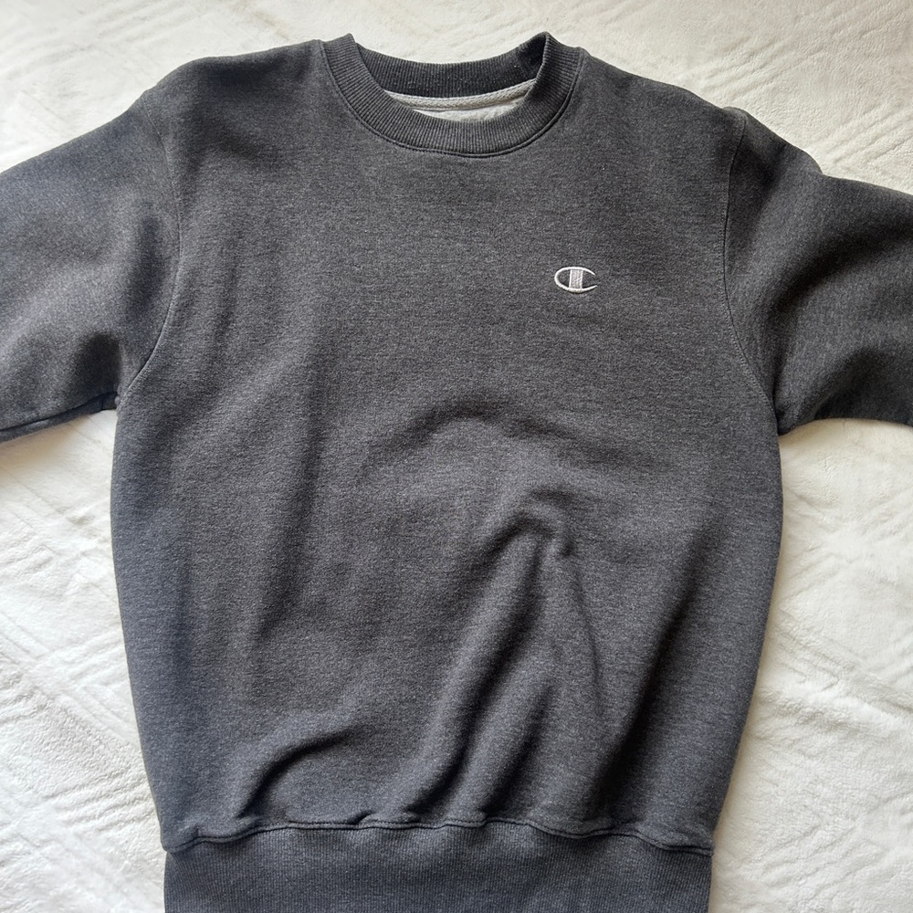 Dark heather grey champion eco crew neck size S